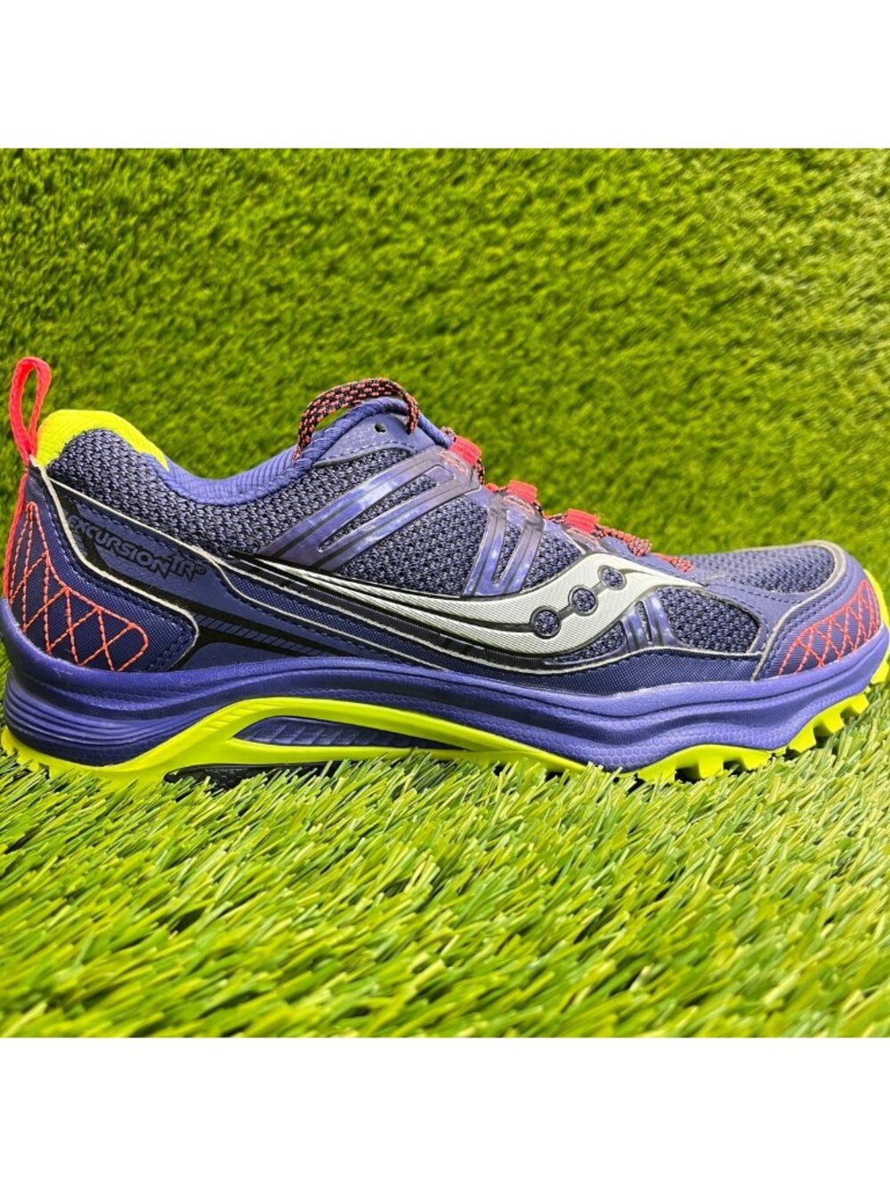Saucony Excursion TR Womens Size 8.5 Purple Yellow Running Hiking Shoes Sneakers